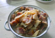臘肉長(zhǎng)毛了還能吃嗎？臘肉長(zhǎng)白毛了還能吃嗎？