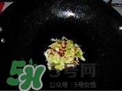 魚丸和雞蛋可以一起吃嗎？魚丸和雞蛋能不能同時吃？