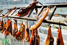 熏肉怎么熏是紅色的？熏肉為什么是紅色？