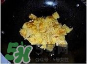 魚丸和雞蛋可以一起吃嗎？魚丸和雞蛋能不能同時吃？