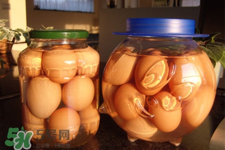 腌雞蛋用什么容器好？腌咸雞蛋用什么容器？
