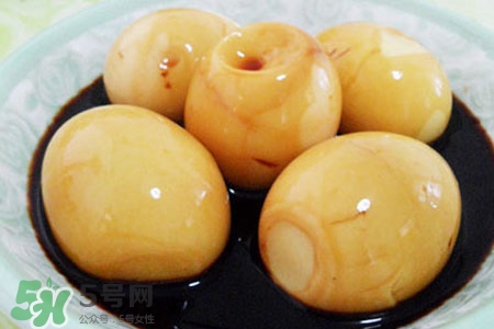 腌雞蛋沒有壇子怎么辦？腌雞蛋用鐵盆可以嗎？