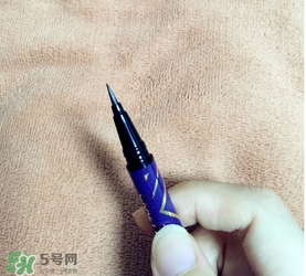 液體眉筆是什么？液體眉筆和眉筆哪個(gè)好用？