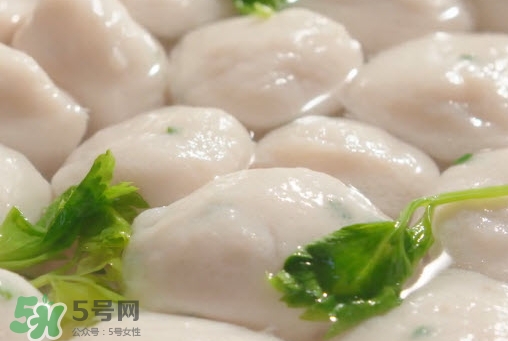 魚(yú)丸為什么浮不起來(lái)?魚(yú)丸浮不起來(lái)是什么原因?
