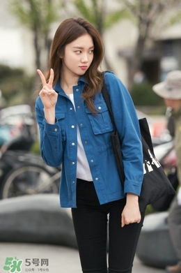 李圣經的衣服什么牌子？李圣經衣服同款