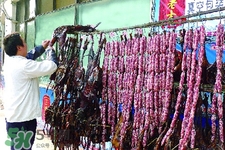 什么人不適合吃臘味？臘味食品四類人更應(yīng)少吃