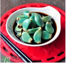 臘八蒜用什么醋好？臘八蒜用陳醋還是白醋？