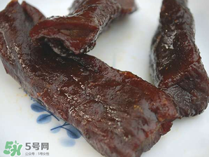 風干牛肉是生的嗎？風干牛肉是生的還是熟的？