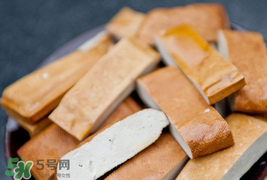 豆腐干發霉了還能吃嗎？豆腐干長毛了還能吃嗎？
