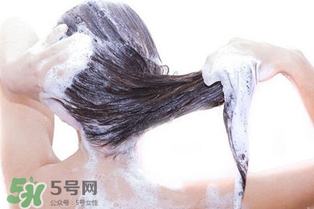 冬天洗澡用什么取暖？冬天浴室用暖風機好嗎？