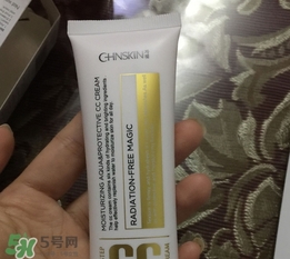 瓷肌適合什么膚質？瓷肌適合油性肌膚敏感肌膚嗎？