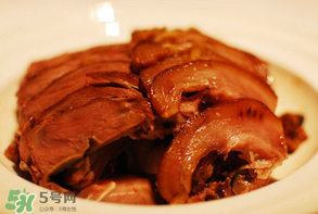鹵豬頭肉多少錢一斤？醬鹵豬頭肉多少錢一斤？