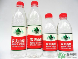 農(nóng)夫山泉和怡寶哪個好？農(nóng)夫山泉好還是怡寶好？