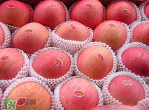 阿克蘇蘋(píng)果脆嗎？阿克蘇蘋(píng)果是粉蘋(píng)果還是脆蘋(píng)果？