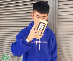 兩邊鏟掉的發型圖片_男生齊劉海兩邊鏟掉