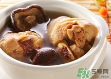 土雞湯的營養價值,土雞湯的功效與作用及做法