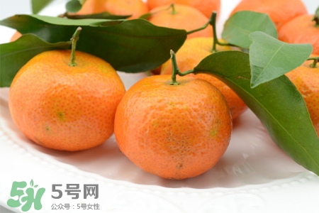 橘子發霉長得是什么？橘子發霉是什么菌？