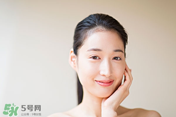 嘴唇起泡腫了怎么辦？嘴唇起泡腫了怎么消腫