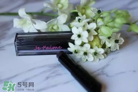 紀梵希我愛你口紅多少錢？紀梵希情人節我愛你刻字口紅價格