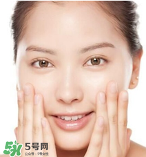 精華什么年紀(jì)用？精華什么年齡開(kāi)始用？