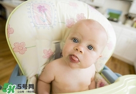 寶寶輔食一天吃幾次？寶寶每天吃輔食次數