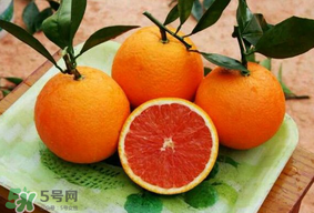 血橙上火嗎？血橙吃多了會(huì)上火嗎？