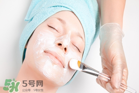 春天臉上冒痘痘怎么辦？為什么春天臉上容易出痘？