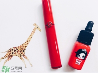 涂唇釉嘴唇干是怎么回事？涂唇釉嘴唇干怎么辦？