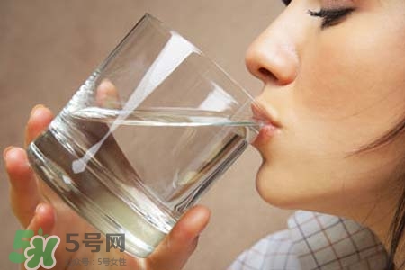 喝開水能預防禽流感嗎？多喝水可以預防禽流感嗎？