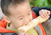 吃甘蔗舌頭為什么會破？吃甘蔗舌頭破了怎么辦？