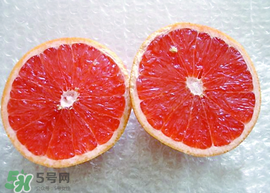 橙子里有紅絲能吃嗎？橙子里有紅絲的是什么？
