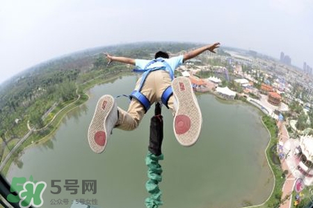 蹦極有身高限制嗎？蹦極對(duì)身高有要求嗎？
