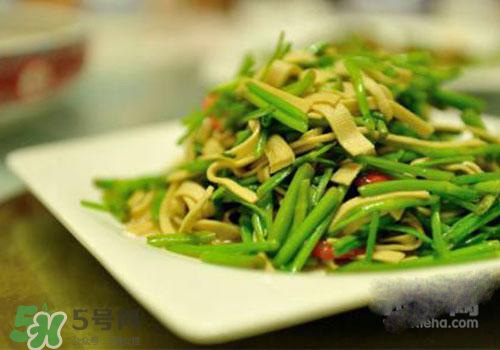 孕婦可以吃野芹菜嗎？孕婦吃野芹菜有什么好處？