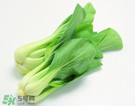 薺菜和青菜哪個營養(yǎng)價值高？青菜和薺菜有什么分別？