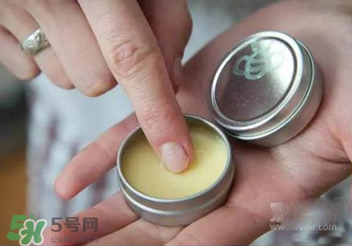 清涼油能消腫嗎？清涼油怎么消腫？