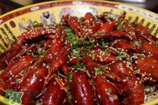 感冒可以吃小龍蝦嗎？感冒頭痛能吃小龍蝦嗎？