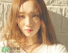 李圣經(jīng)同款美瞳 李圣經(jīng)美瞳什么牌子？