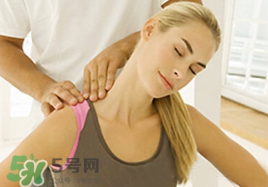 脖子突然扭了怎么辦？脖子扭傷了怎么辦
