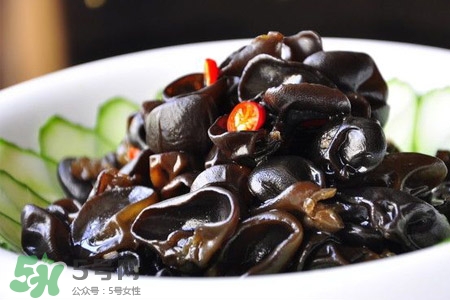 坐月子能吃黑木耳嗎？產婦可以吃黑木耳嗎？