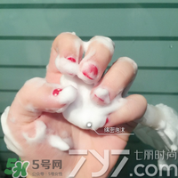 雪肌精洗顏粉和洗顏乳哪個好？雪肌精洗顏粉和洗顏乳區別