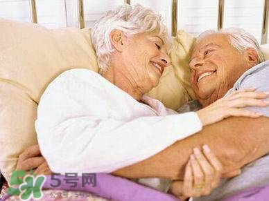 老年人還能性生活嗎？老年人的性生活需要注意什么？