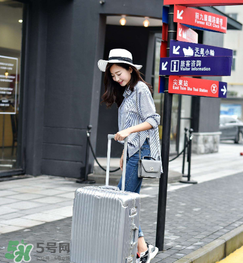 rimowa日默瓦箱子怎么改密碼？日默瓦拉桿箱怎么設置密碼？