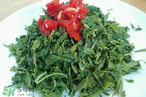 香椿不焯水能吃嗎？香椿不燙能吃嗎？