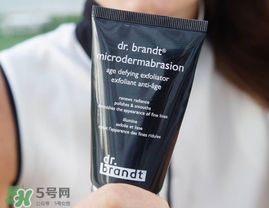 dr.brandt柏瑞特微晶磨砂膏怎么用？柏瑞特微晶磨砂膏用法