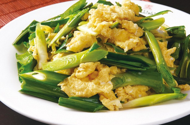 蒜苗是發(fā)物嗎？蒜苗是不是發(fā)物