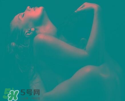 什么時候第一次性行為合適？第一次性行為的年齡