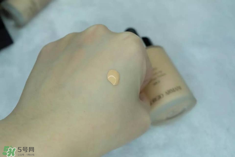 混合皮用什么粉底液？混合皮膚用什么粉底液比較好？