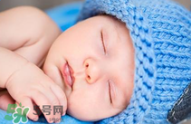 怎么樣給寶寶清理鼻腔？給寶寶清理鼻腔要注意什么？