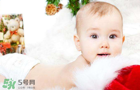 怎么樣給寶寶清理鼻腔？給寶寶清理鼻腔要注意什么？