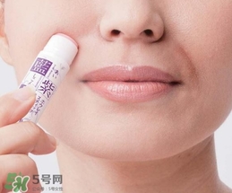 藍(lán)紫根去法令紋棒怎么用？藍(lán)紫根去法令紋精華棒使用方法